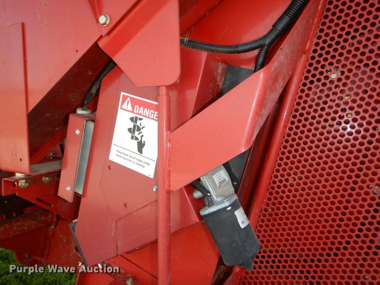 image for item DD6351 2006 Case IH 2377 Axial-Flow Hillco Sidehill RWA combine