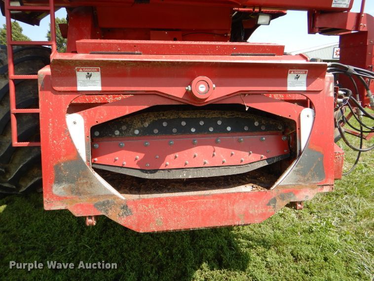 image for item DD6351 2006 Case IH 2377 Axial-Flow Hillco Sidehill RWA combine