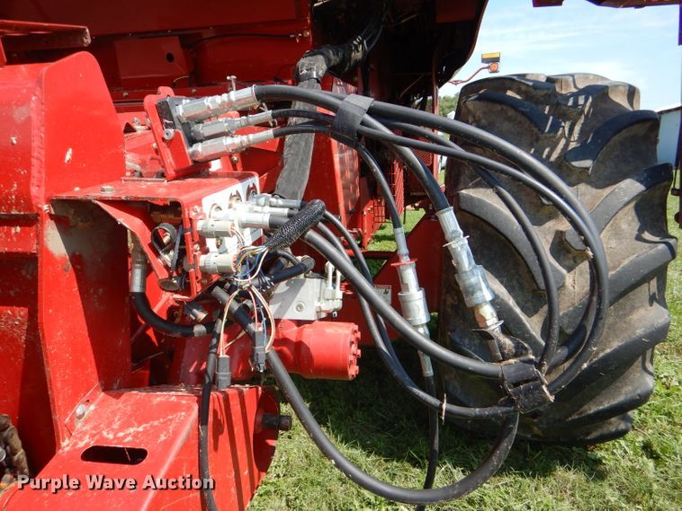 image for item DD6351 2006 Case IH 2377 Axial-Flow Hillco Sidehill RWA combine
