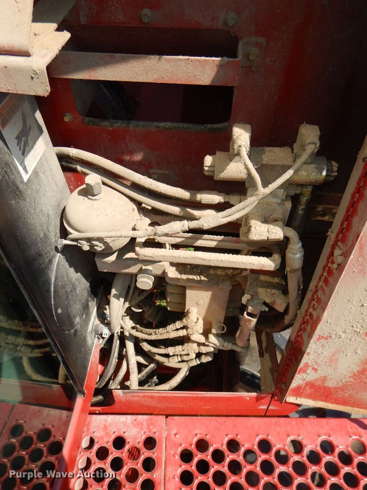 image for item DD6351 2006 Case IH 2377 Axial-Flow Hillco Sidehill RWA combine