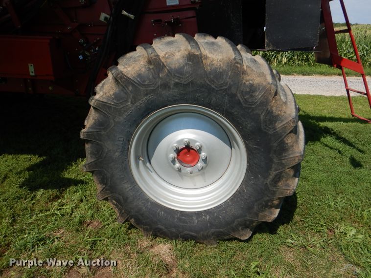 image for item DD6351 2006 Case IH 2377 Axial-Flow Hillco Sidehill RWA combine