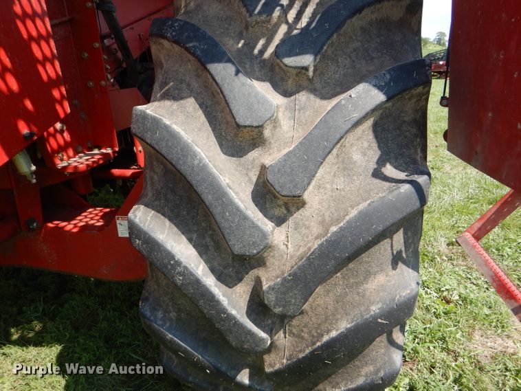 image for item DD6351 2006 Case IH 2377 Axial-Flow Hillco Sidehill RWA combine