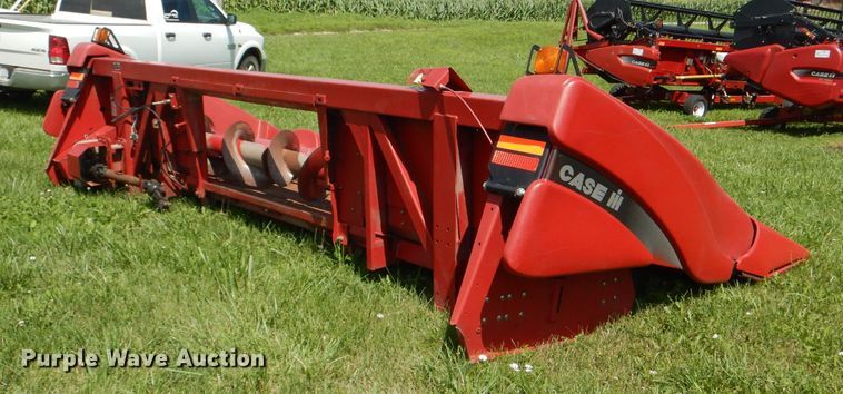 image for item DD6352 2002 Case IH 2206 corn head