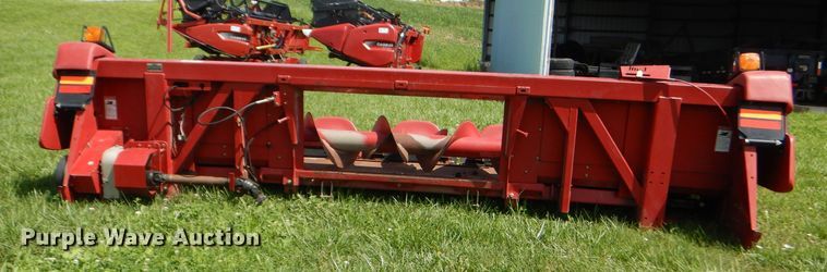 image for item DD6352 2002 Case IH 2206 corn head