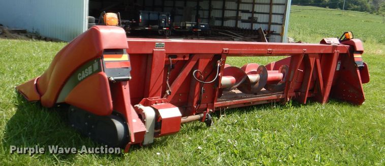 image for item DD6352 2002 Case IH 2206 corn head