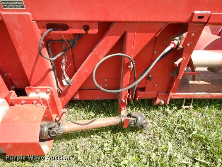 image for item DD6352 2002 Case IH 2206 corn head