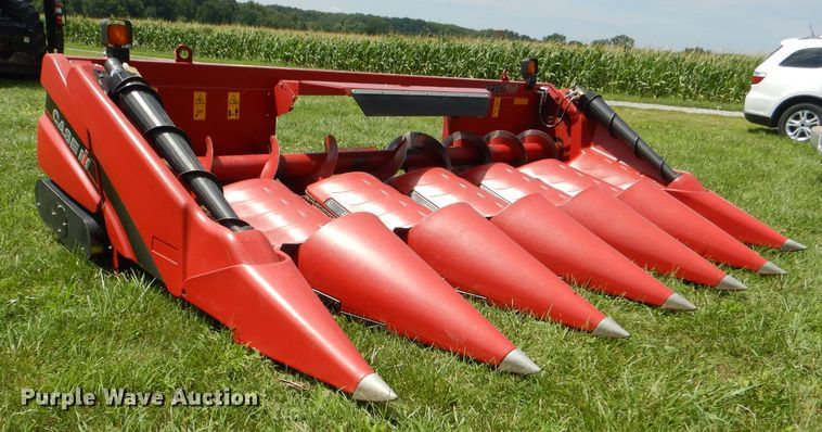 image for item DD6353 2014 Case IH 4406 corn head