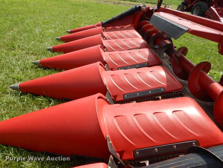 image for item DD6353 2014 Case IH 4406 corn head