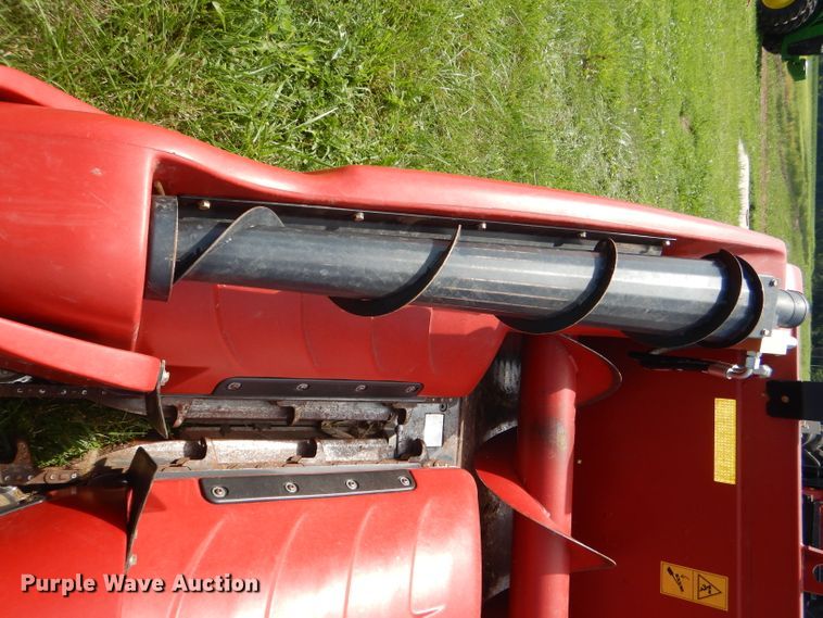 image for item DD6353 2014 Case IH 4406 corn head