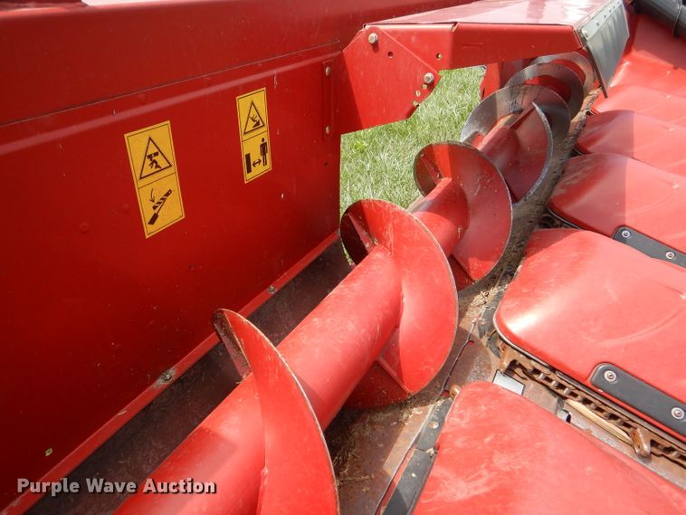 image for item DD6353 2014 Case IH 4406 corn head