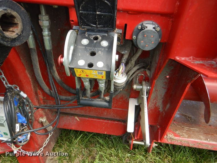 image for item DD6353 2014 Case IH 4406 corn head