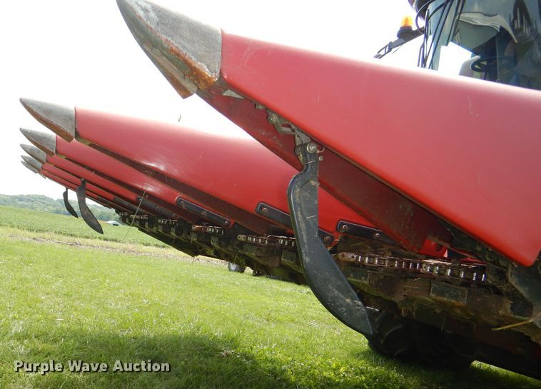 image for item DD6353 2014 Case IH 4406 corn head