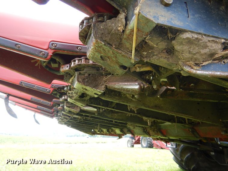 image for item DD6353 2014 Case IH 4406 corn head