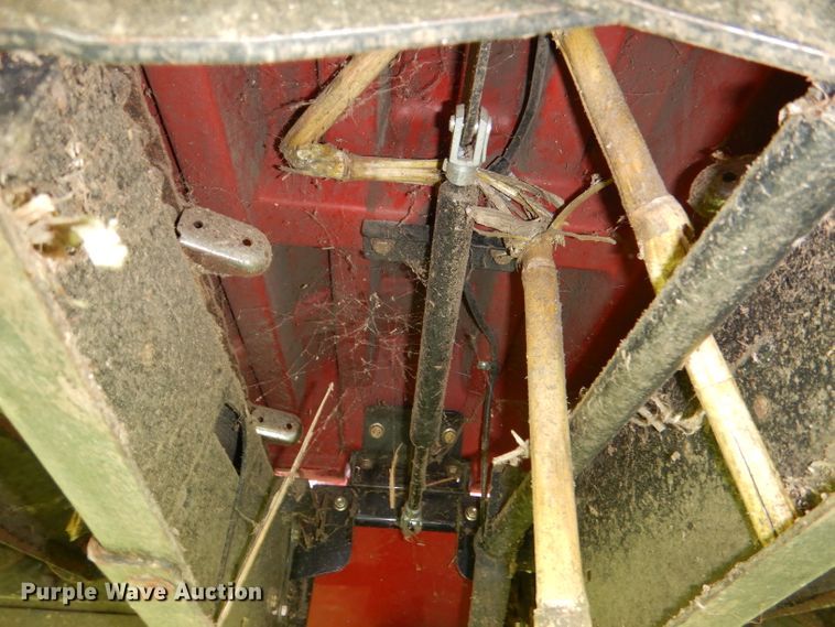 image for item DD6353 2014 Case IH 4406 corn head