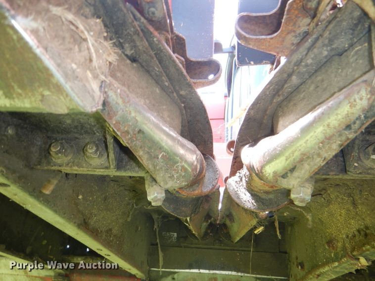 image for item DD6353 2014 Case IH 4406 corn head