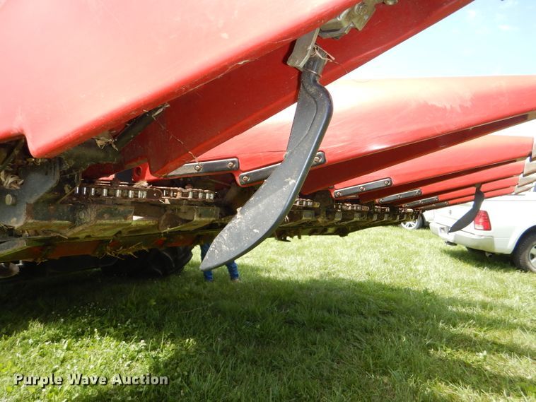 image for item DD6353 2014 Case IH 4406 corn head