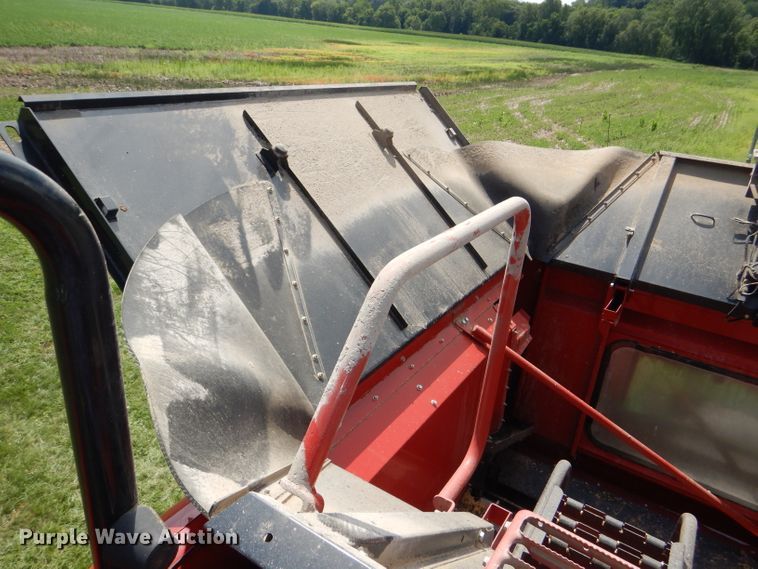 image for item DD6354 2014 Case IH 6140 AFS Hillco Sidehill RWA combine