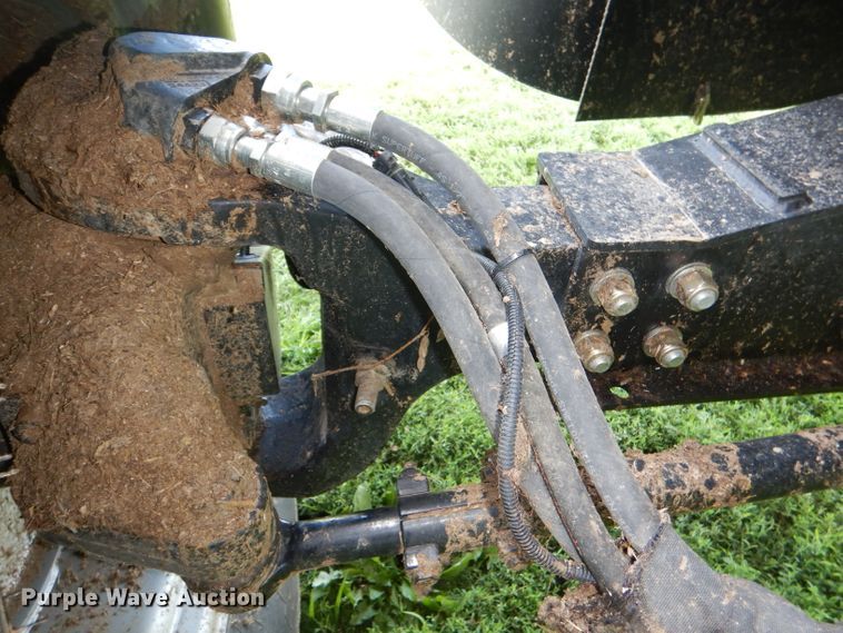 image for item DD6354 2014 Case IH 6140 AFS Hillco Sidehill RWA combine