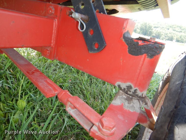 image for item DD6357 Unverferth HT25 header trailer