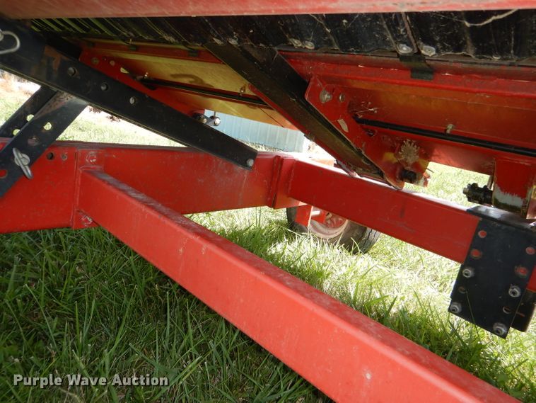 image for item DD6357 Unverferth HT25 header trailer