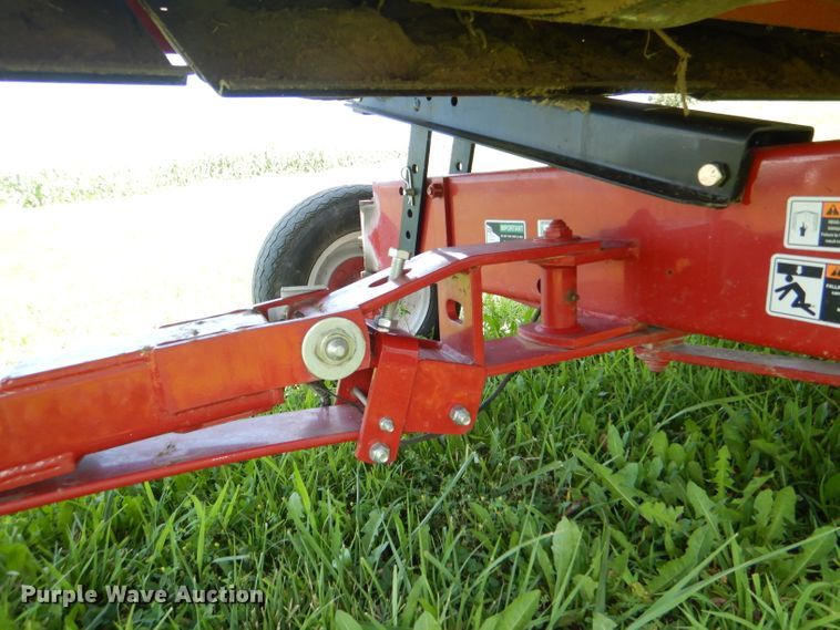 image for item DD6358 Unverferth HT25 header trailer