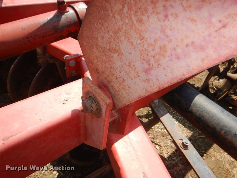 image for item DD6359 International 490 tandem disk