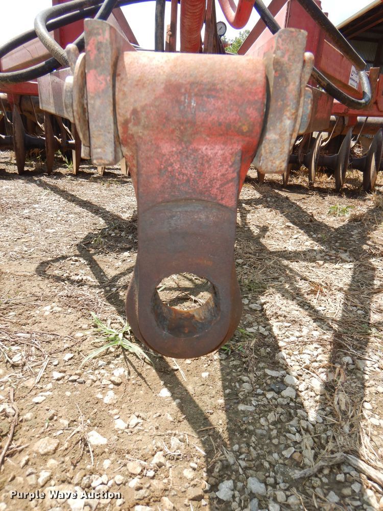 image for item DD6359 International 490 tandem disk