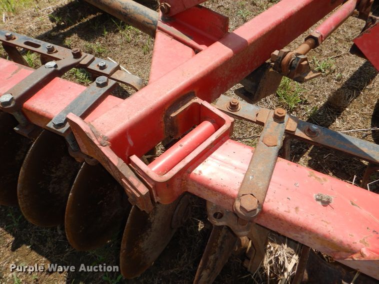 image for item DD6359 International 490 tandem disk