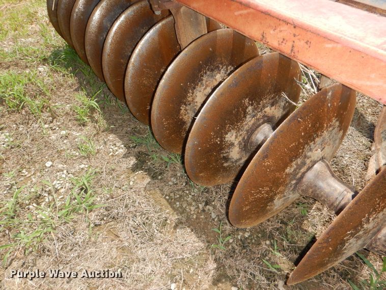 image for item DD6359 International 490 tandem disk