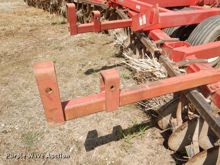 image for item DD6359 International 490 tandem disk