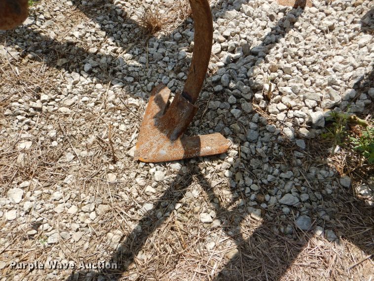 image for item DD6360 Case IH 4800 Vibrashank field cultivator