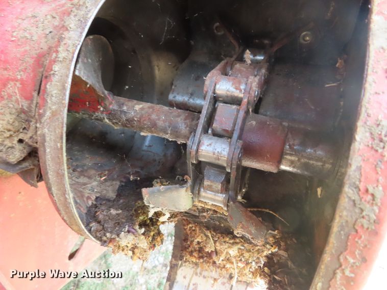 image for item DD6361 1978 International 1460 combine