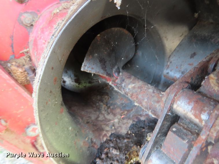 image for item DD6361 1978 International 1460 combine