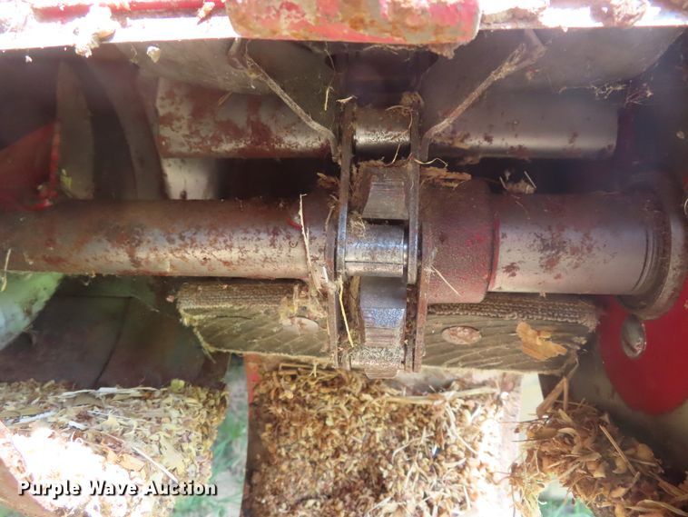 image for item DD6361 1978 International 1460 combine