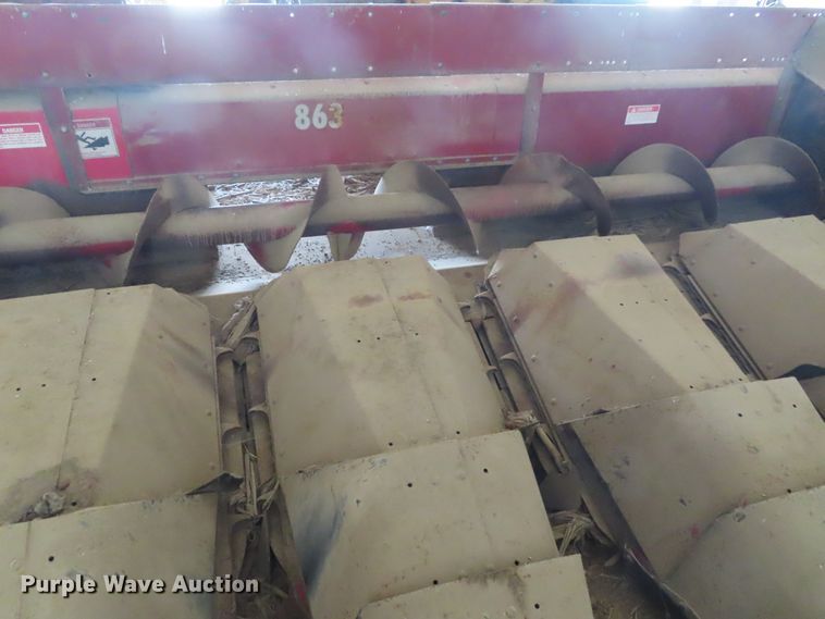 image for item DD6361 1978 International 1460 combine