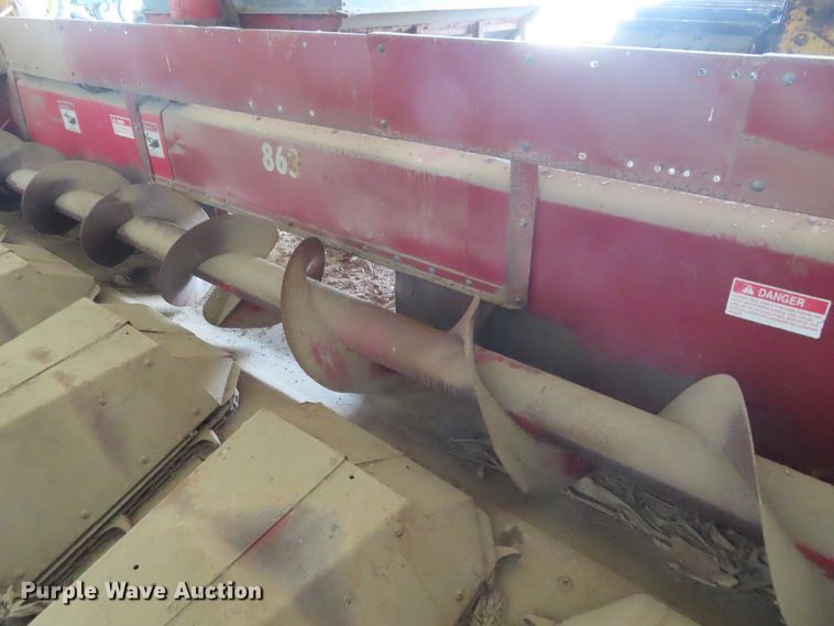 image for item DD6361 1978 International 1460 combine