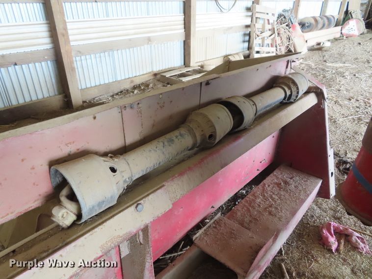 image for item DD6361 1978 International 1460 combine