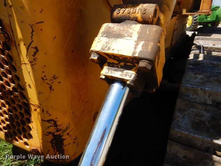 image for item DD6362 1966 Caterpillar D6B dozer