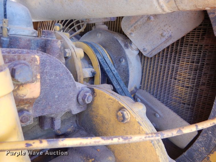 image for item DD6362 1966 Caterpillar D6B dozer