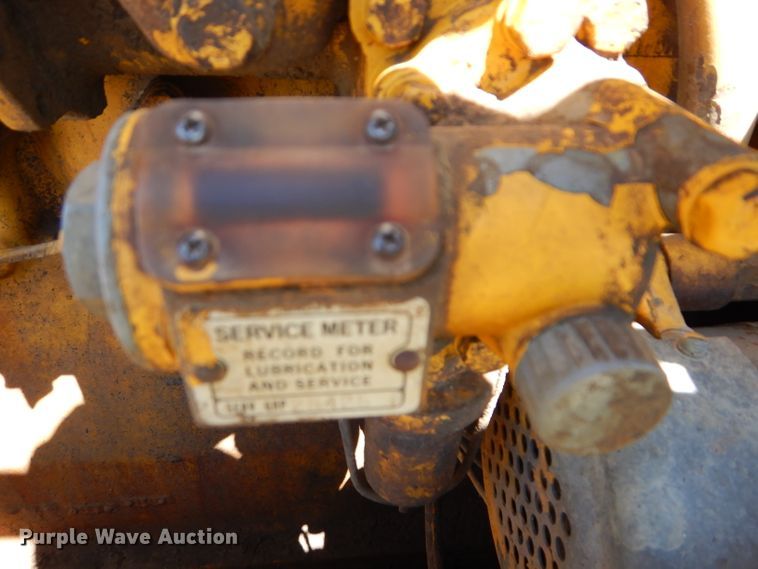 image for item DD6362 1966 Caterpillar D6B dozer