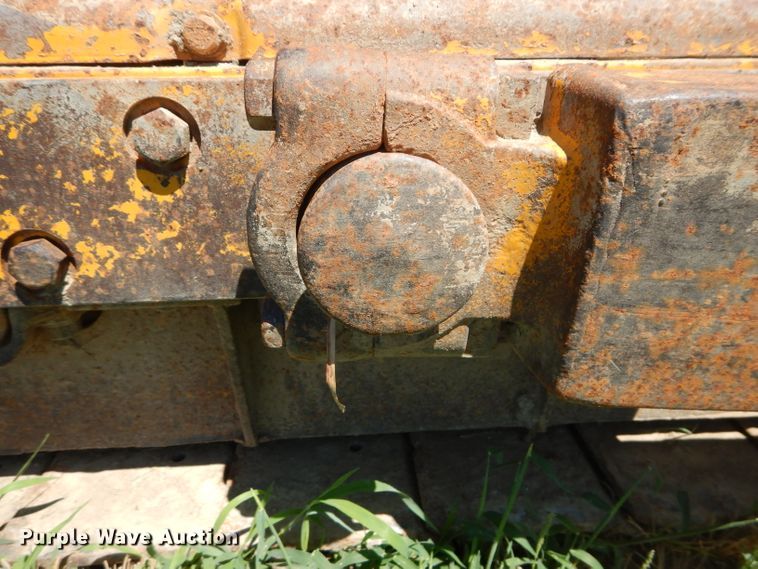 image for item DD6362 1966 Caterpillar D6B dozer