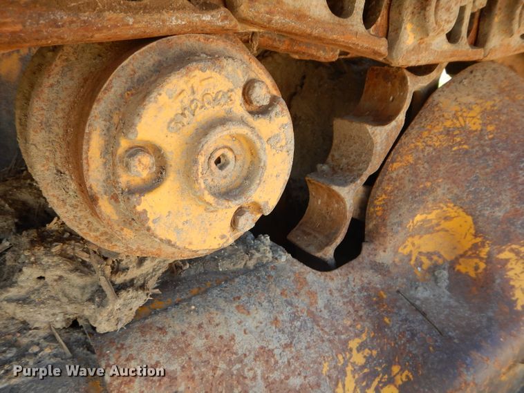 image for item DD6362 1966 Caterpillar D6B dozer