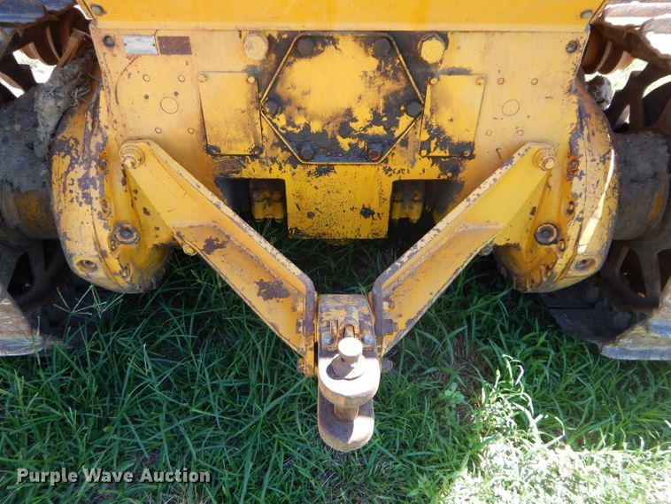 image for item DD6362 1966 Caterpillar D6B dozer