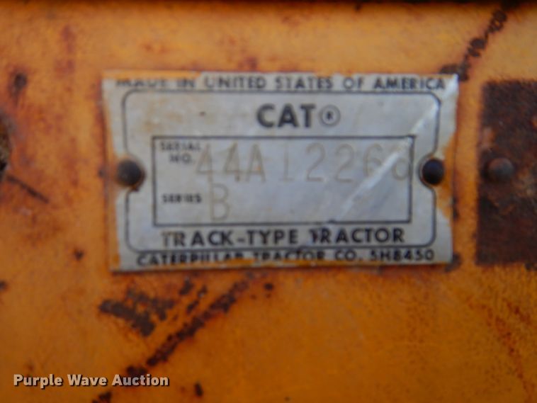 image for item DD6362 1966 Caterpillar D6B dozer