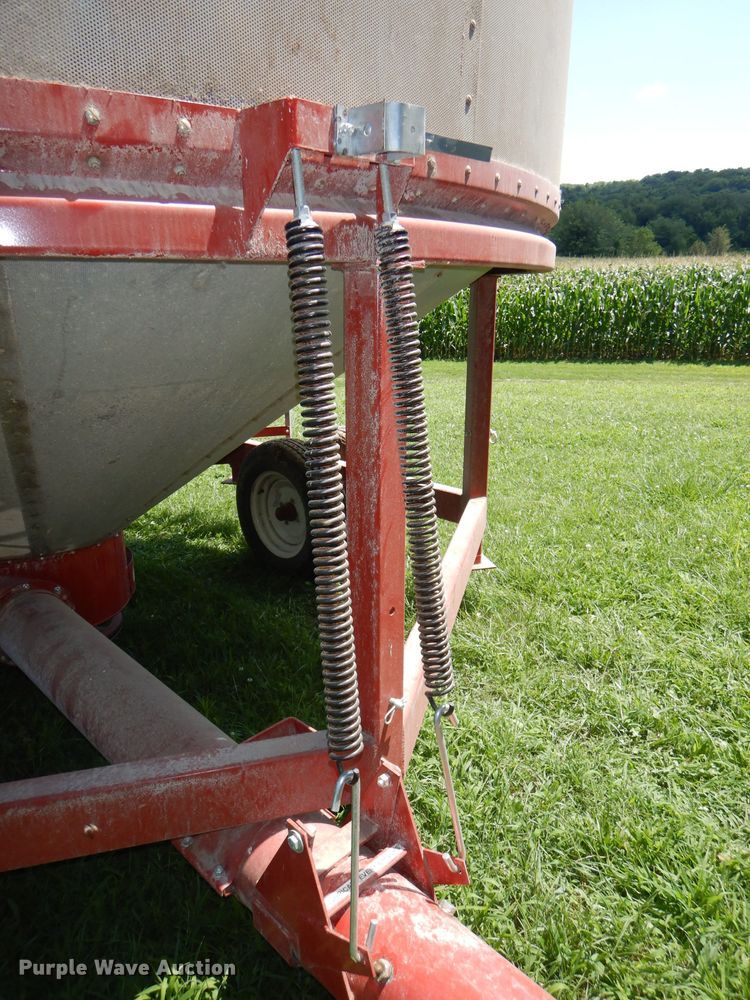 image for item DD6365 2017 GT 545XL recirculating grain dryer