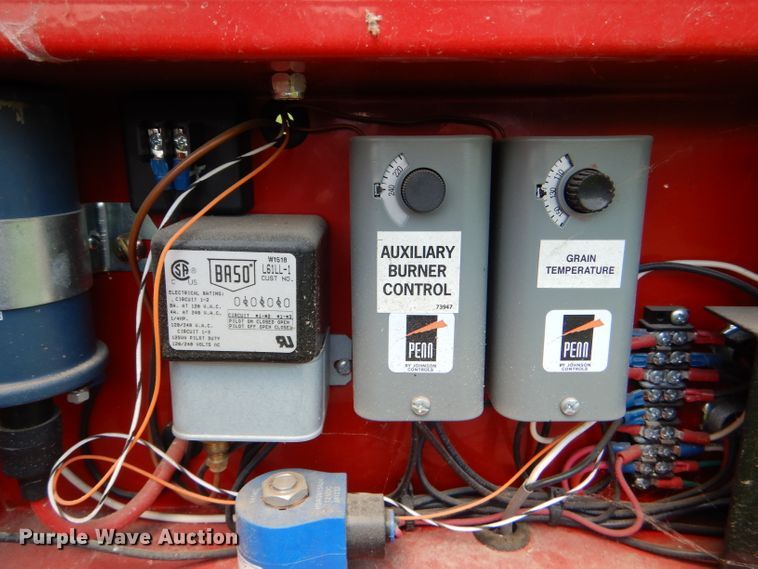 image for item DD6365 2017 GT 545XL recirculating grain dryer