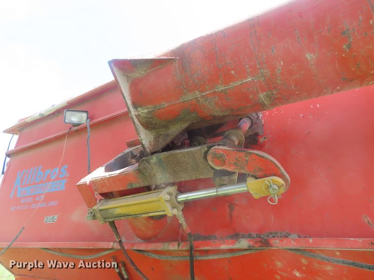 image for item DD6385 Killbros 475 grain cart