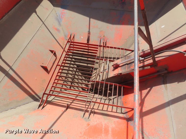 image for item DD6385 Killbros 475 grain cart