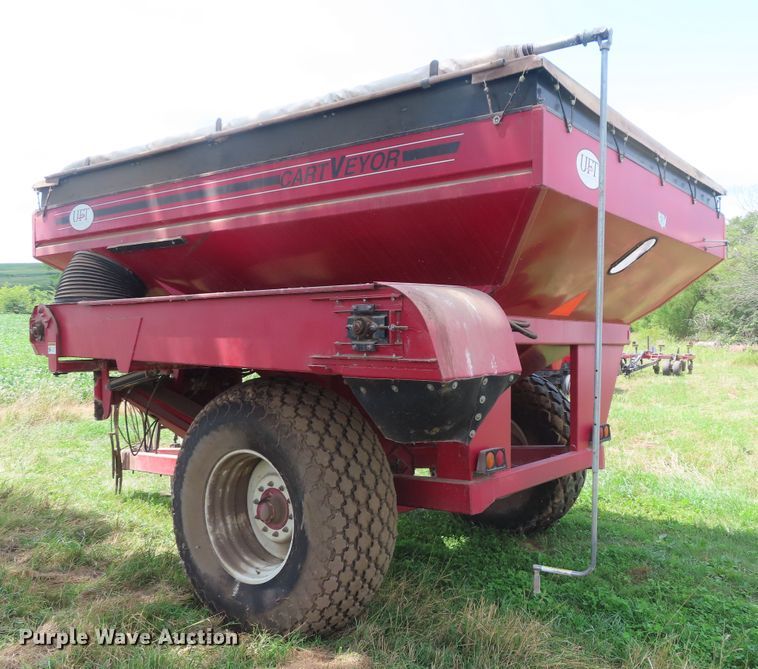 image for item DD6386 UFT 4765 grain cart