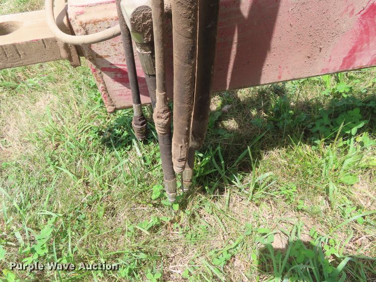 image for item DD6386 UFT 4765 grain cart